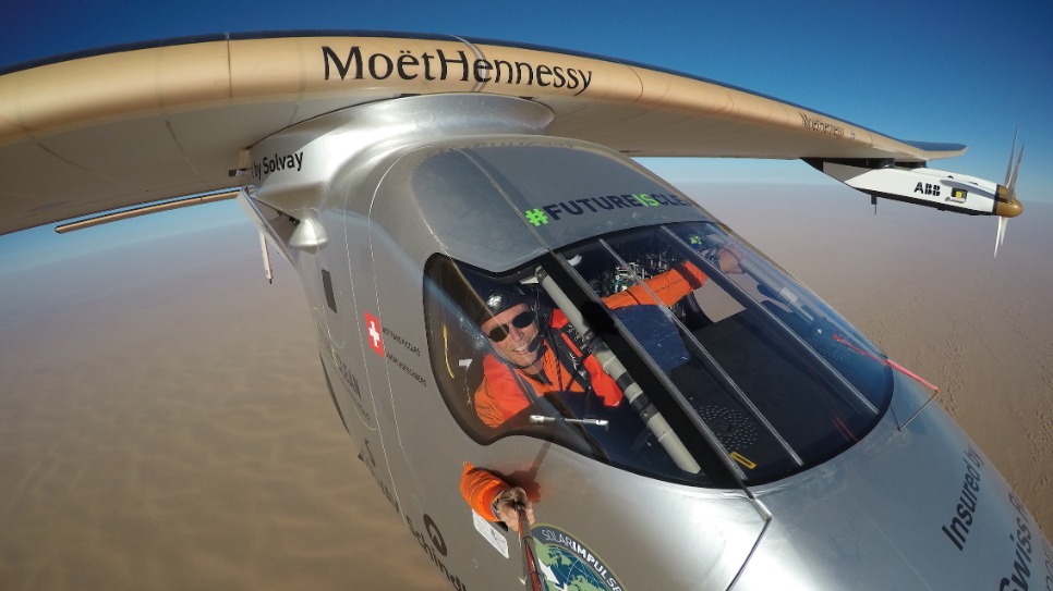 solar impulse 2 plane