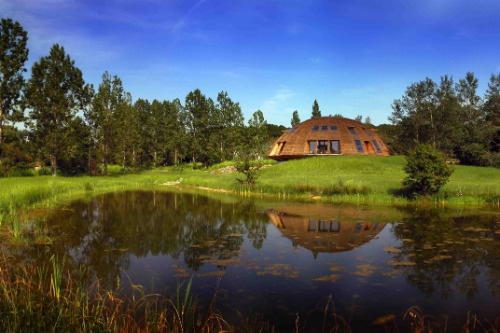 Une maison qui tourne avec le soleil