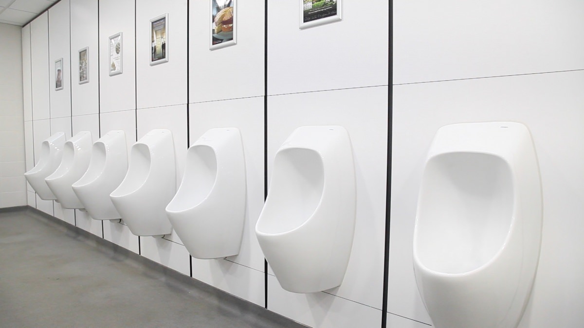 Gallery Waterless Urinal 2