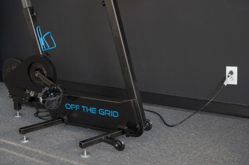 Gallery Off The Grid electricity generating spinning bike 3