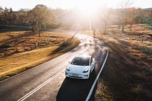 Gallery Peer-to-peer electric car sharing 3