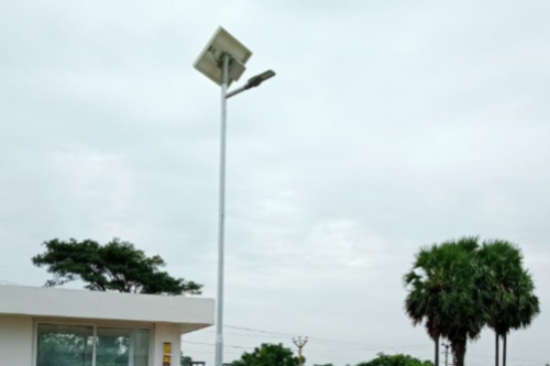 Hybrid Solar Street Light